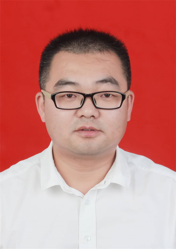 田义